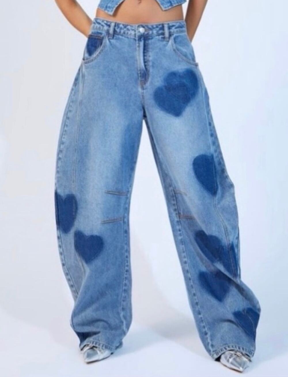 Forever 21 Sz 31 Barrel Fit Blue Heart Women's Jeans Hipster Casual Trendy